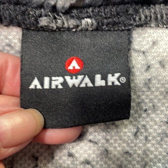 Airwalk plush half zip pullover - Picture 7 of 8